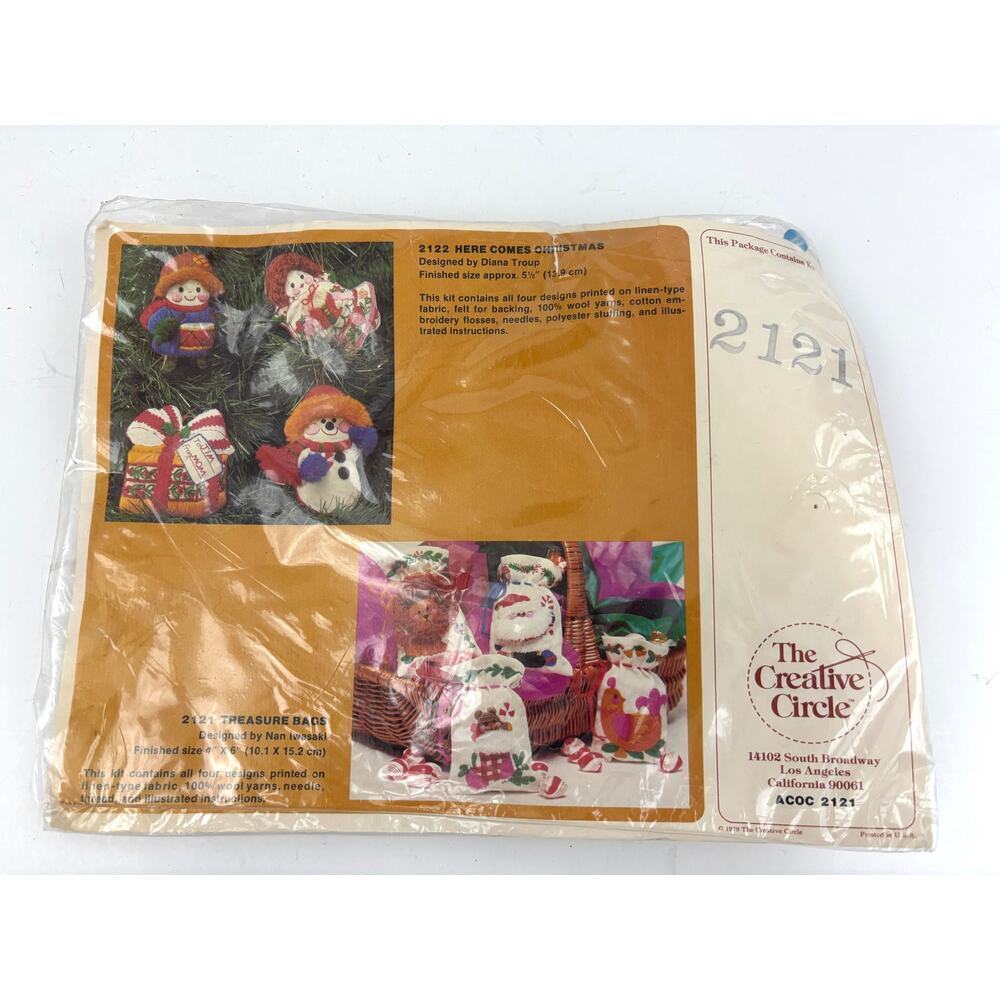 Creative Circle Needlecraft Kit Treasure Bags 2121 Vintage 1979 - 4 Designs